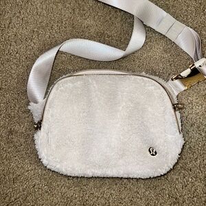 Lululemon Large Sherpa Belt Bag
